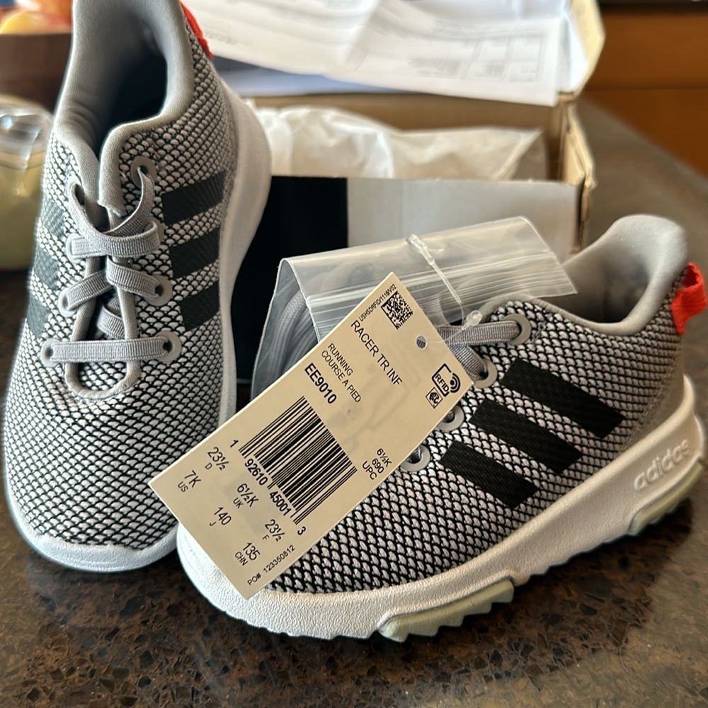 Toddler boys Adidas Racer tennis shoes